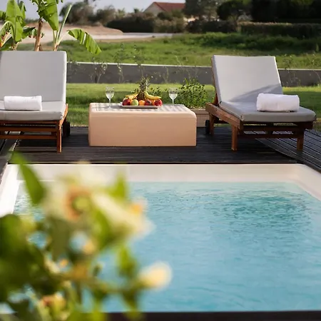 Argile Hotel Mantzavinata