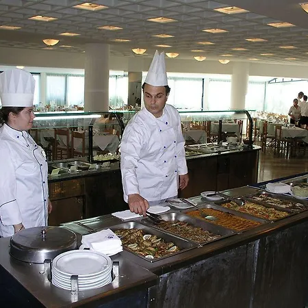 Argile Mantzavináta